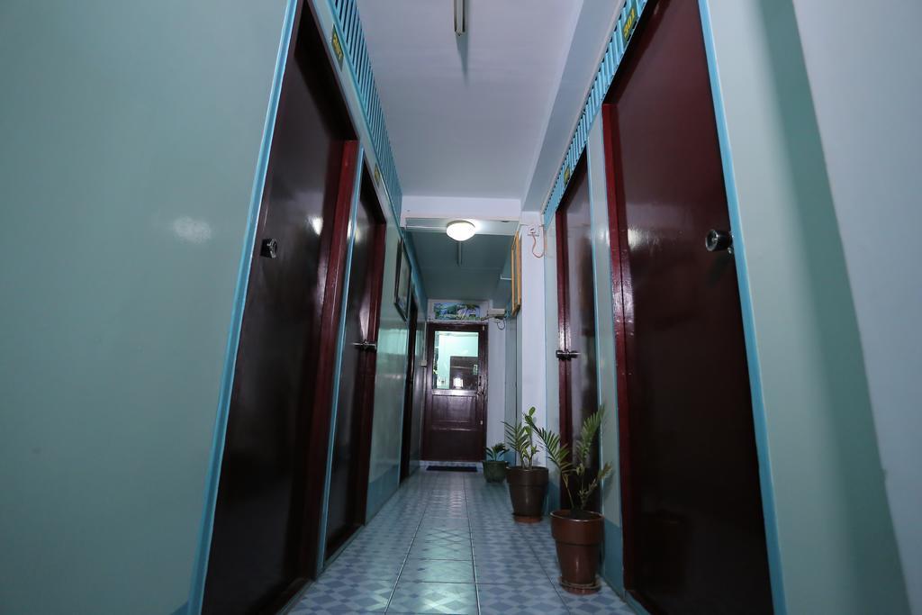 Chan Myae Thar Guest House Yangon Ngoại thất bức ảnh