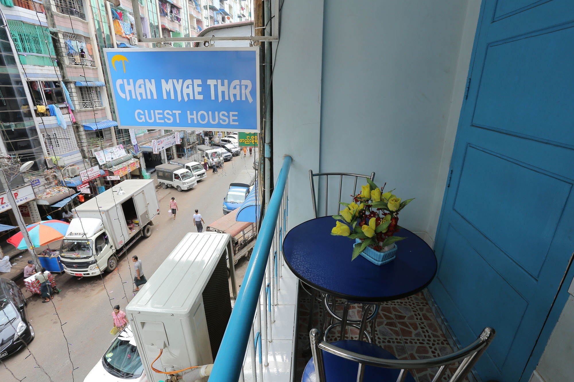 Chan Myae Thar Guest House Yangon Ngoại thất bức ảnh