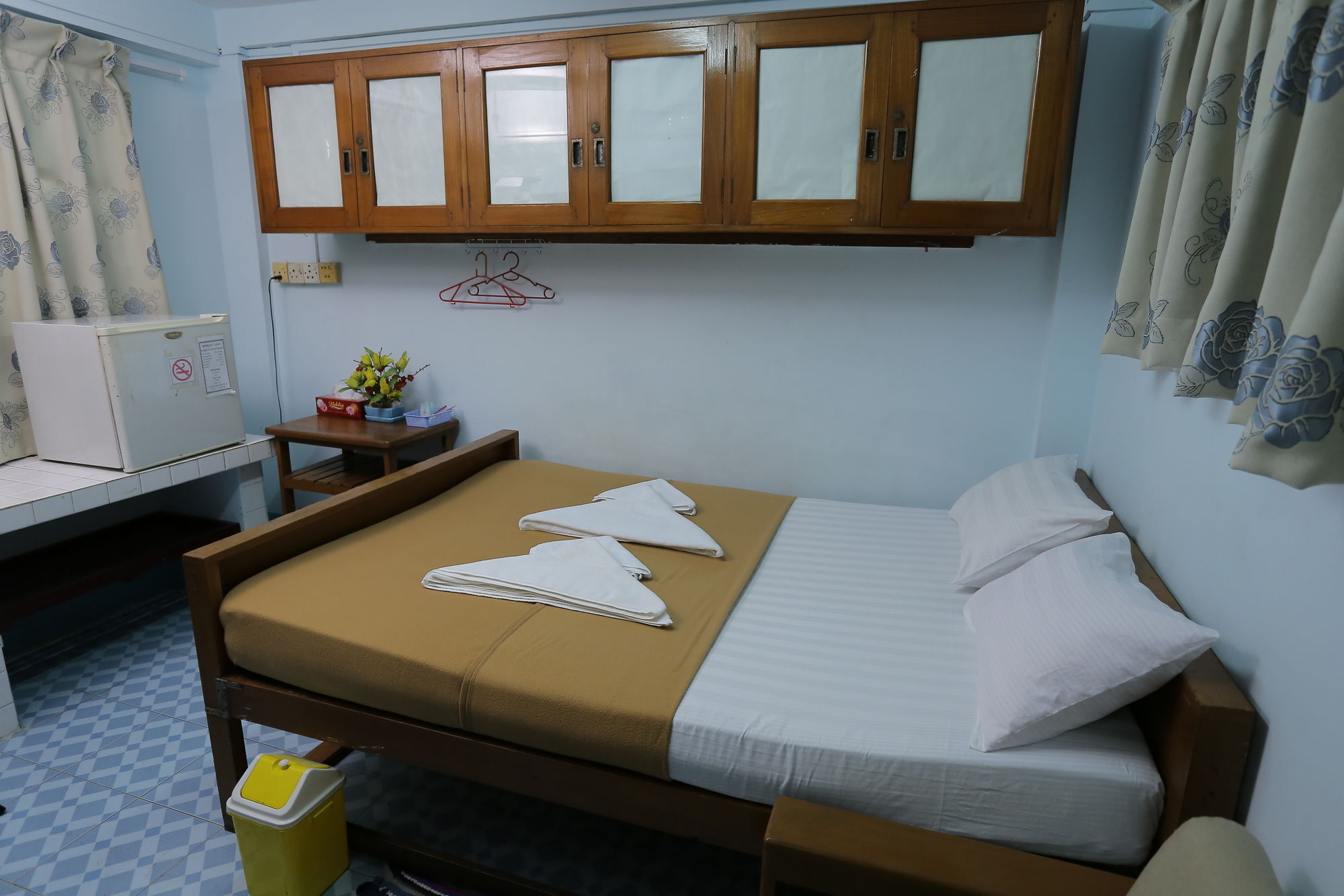 Chan Myae Thar Guest House Yangon Ngoại thất bức ảnh