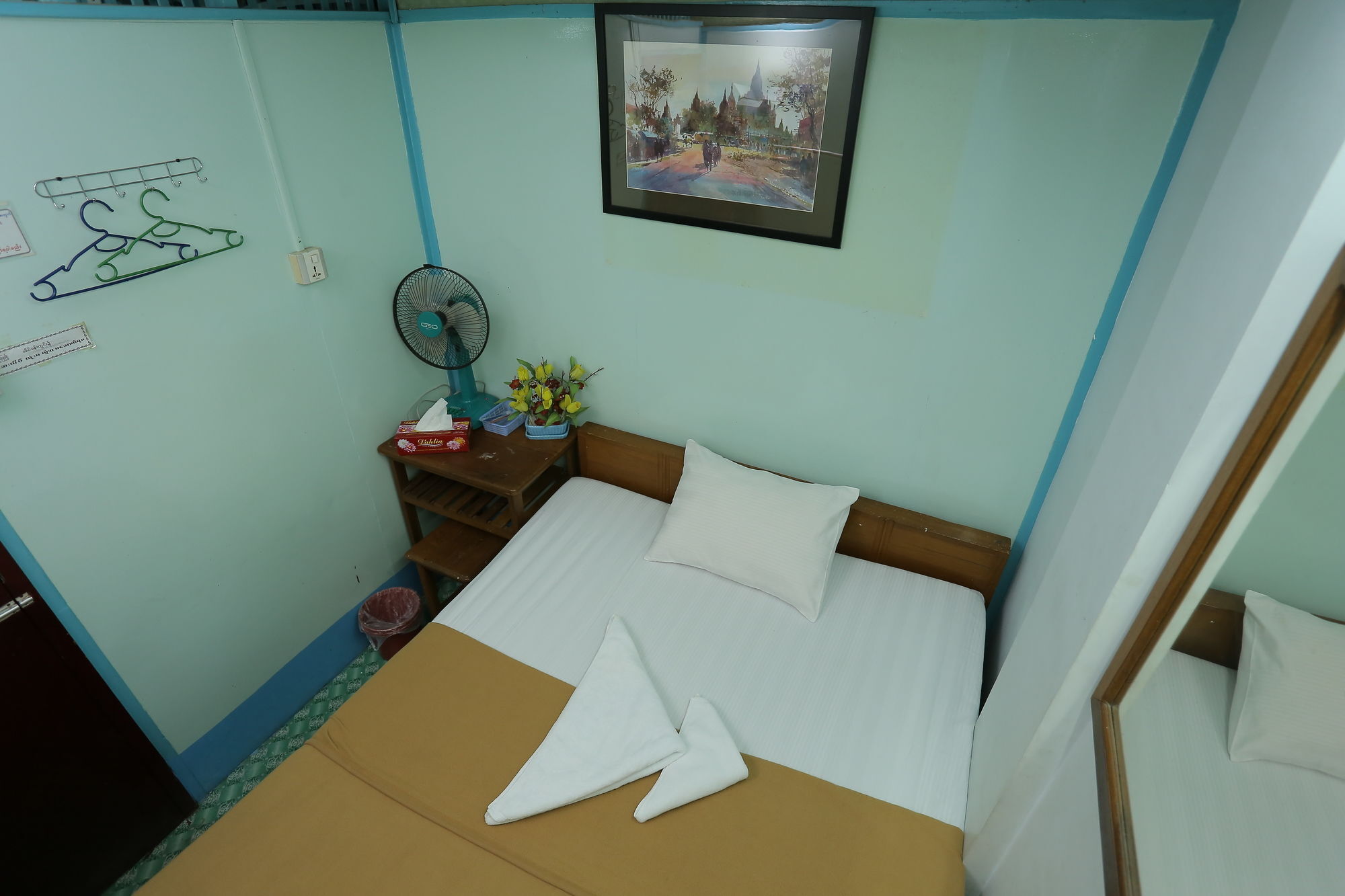 Chan Myae Thar Guest House Yangon Ngoại thất bức ảnh