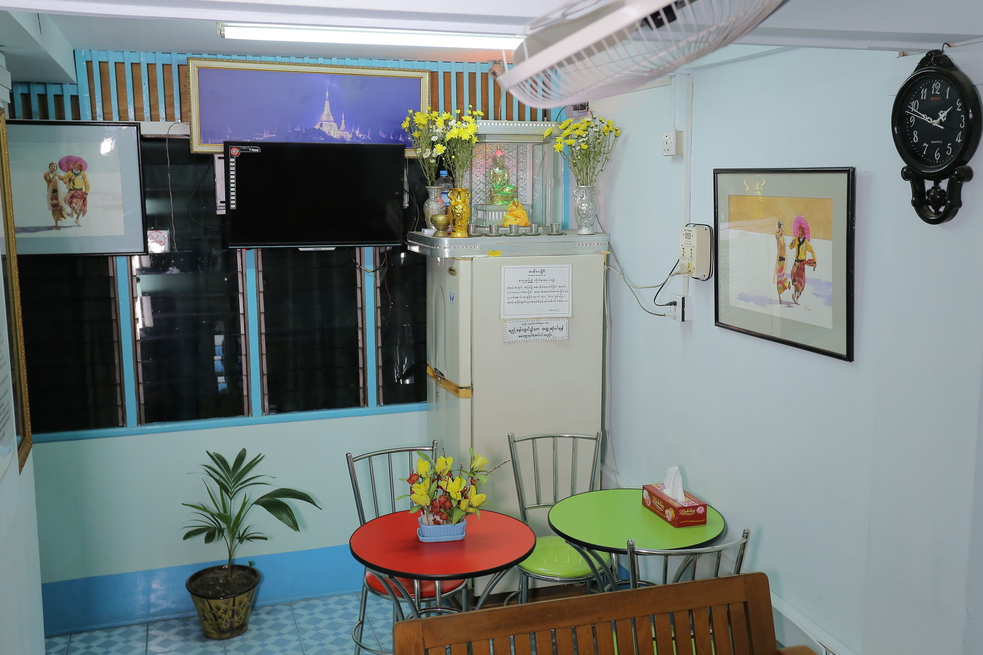 Chan Myae Thar Guest House Yangon Ngoại thất bức ảnh