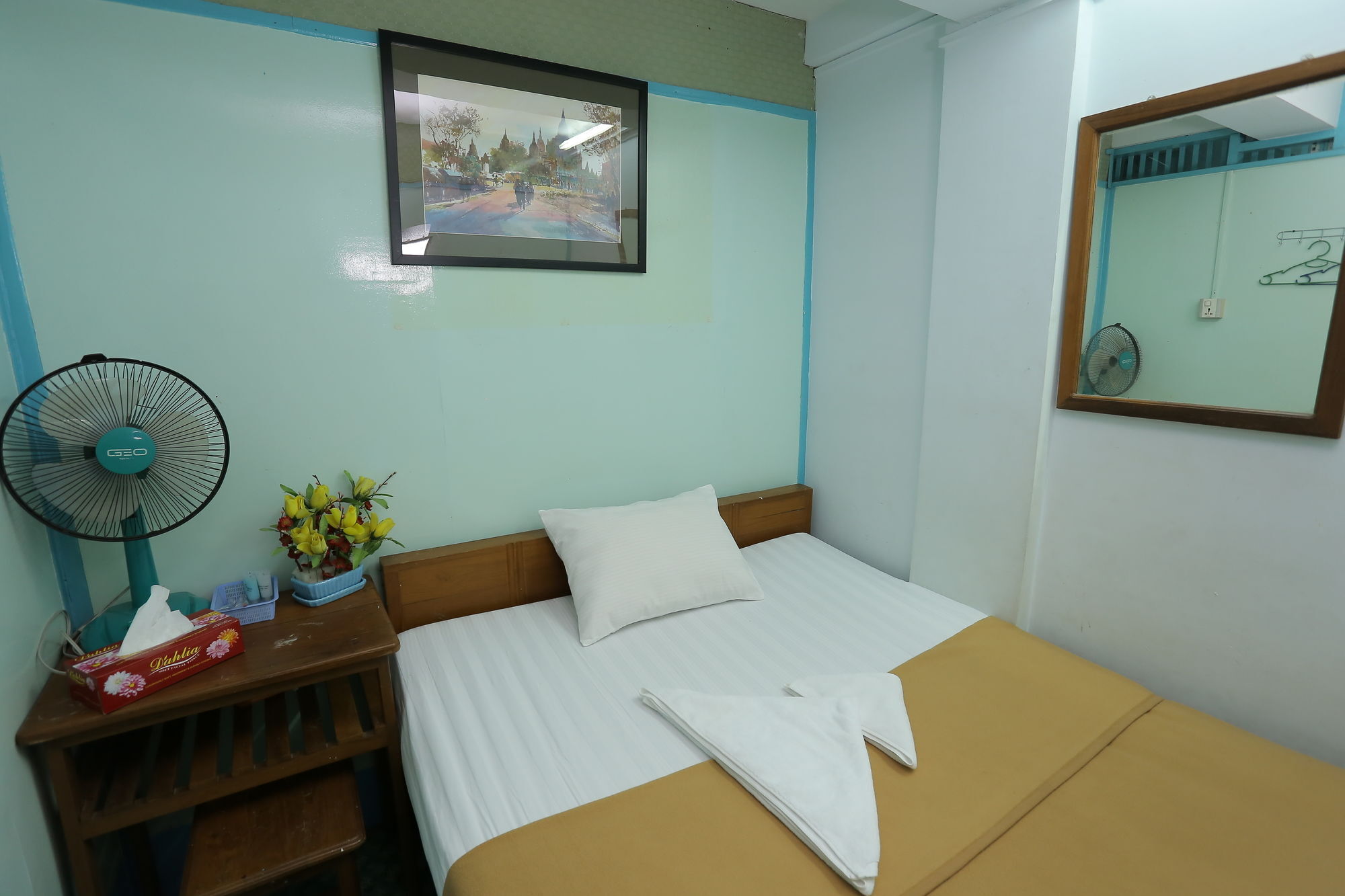 Chan Myae Thar Guest House Yangon Ngoại thất bức ảnh